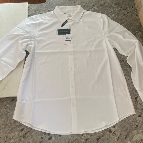 Perry Ellis Men's Crisp White Dress Shirt (size XL) - Picture 1 of 3